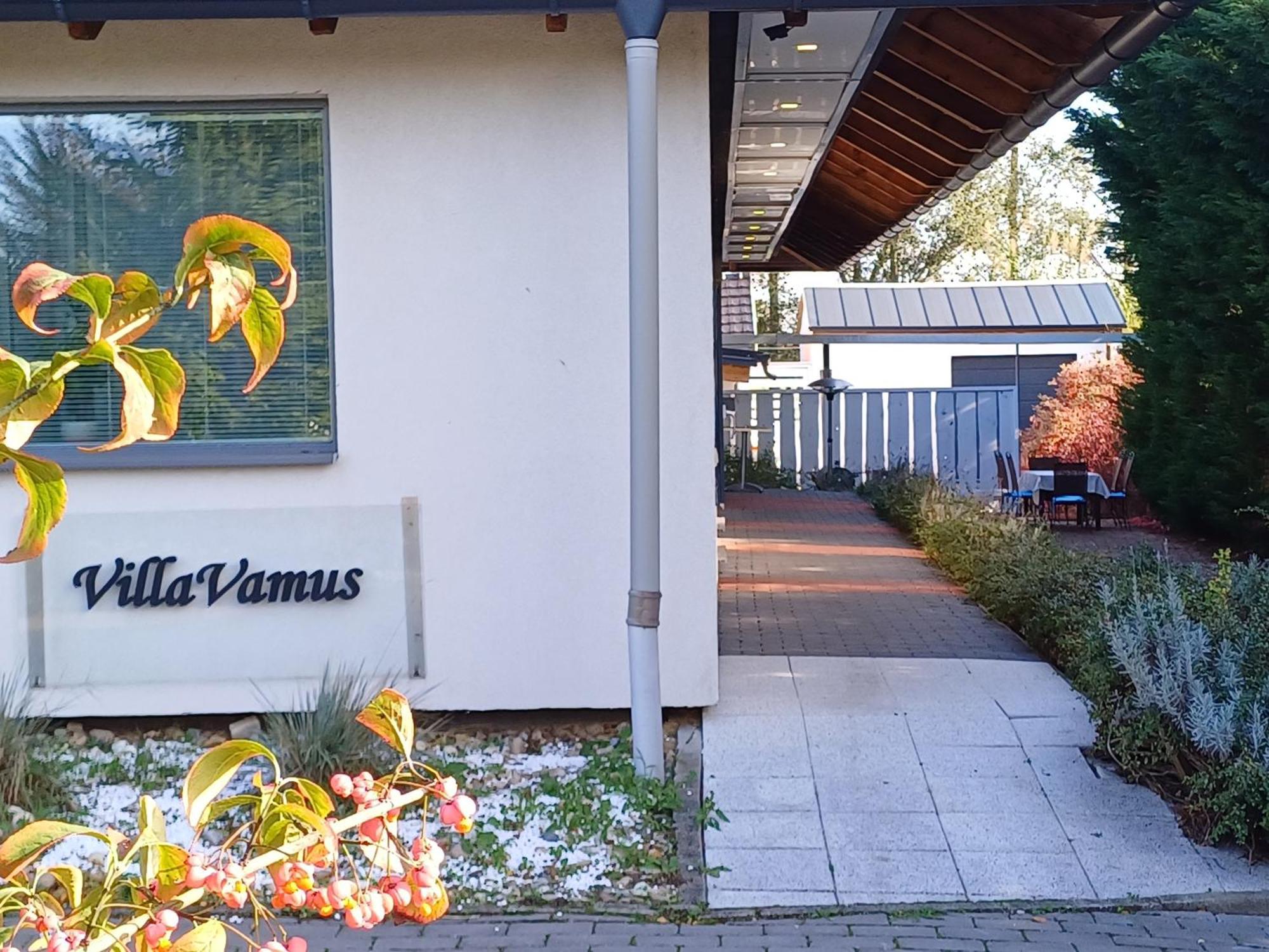 Villa Vamus Vendeg- Es Rendezvenyhaz Vámosszabadi Extérieur photo